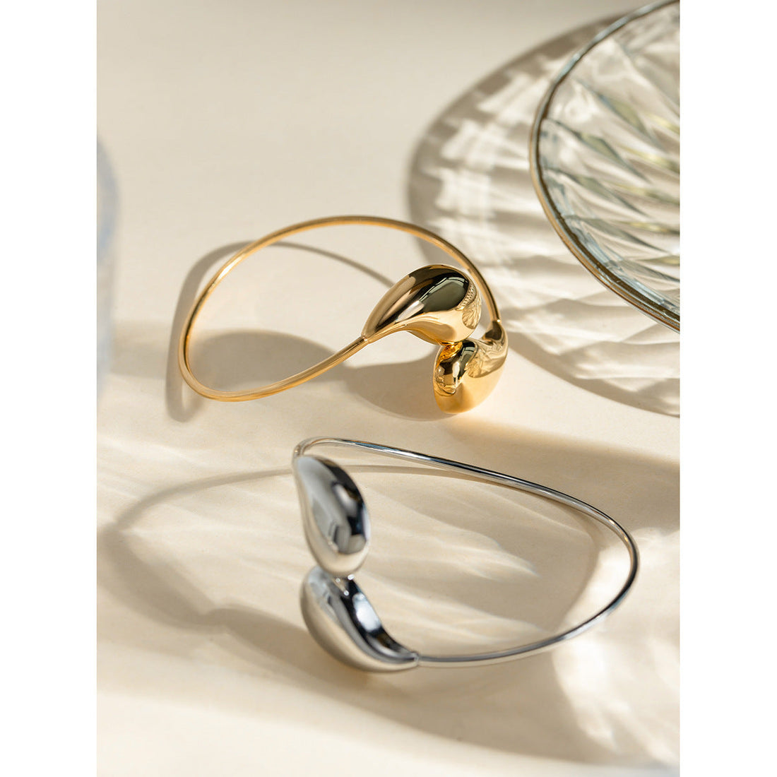 18K Gold Plated  Water Drop Twist Bracelet