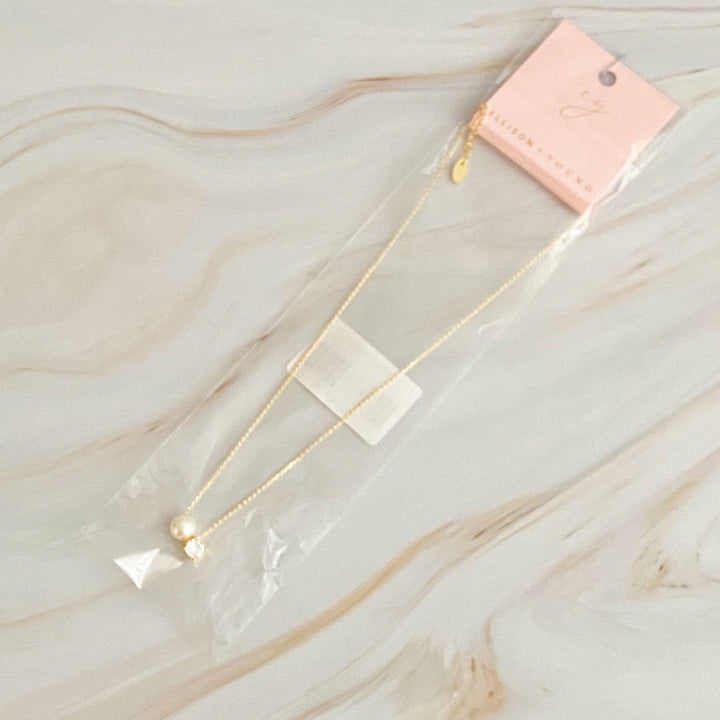 18K Gold Plated Single Pearl And Diamond Necklace