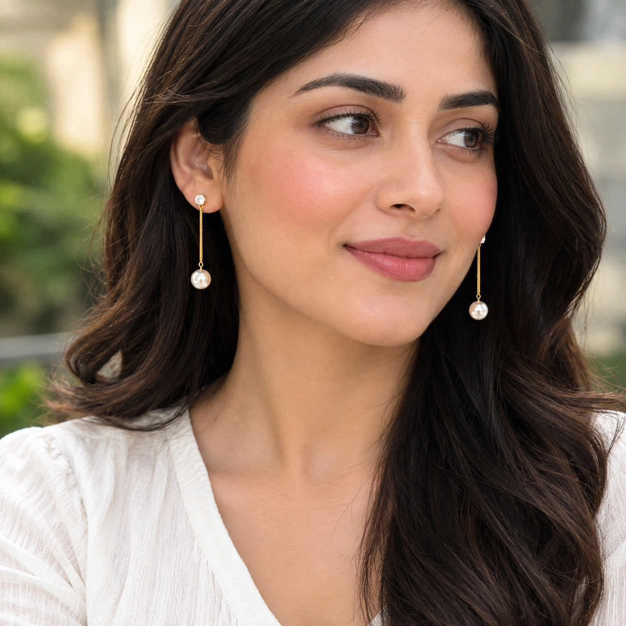 Sparkling Diamond Pearl Earrings