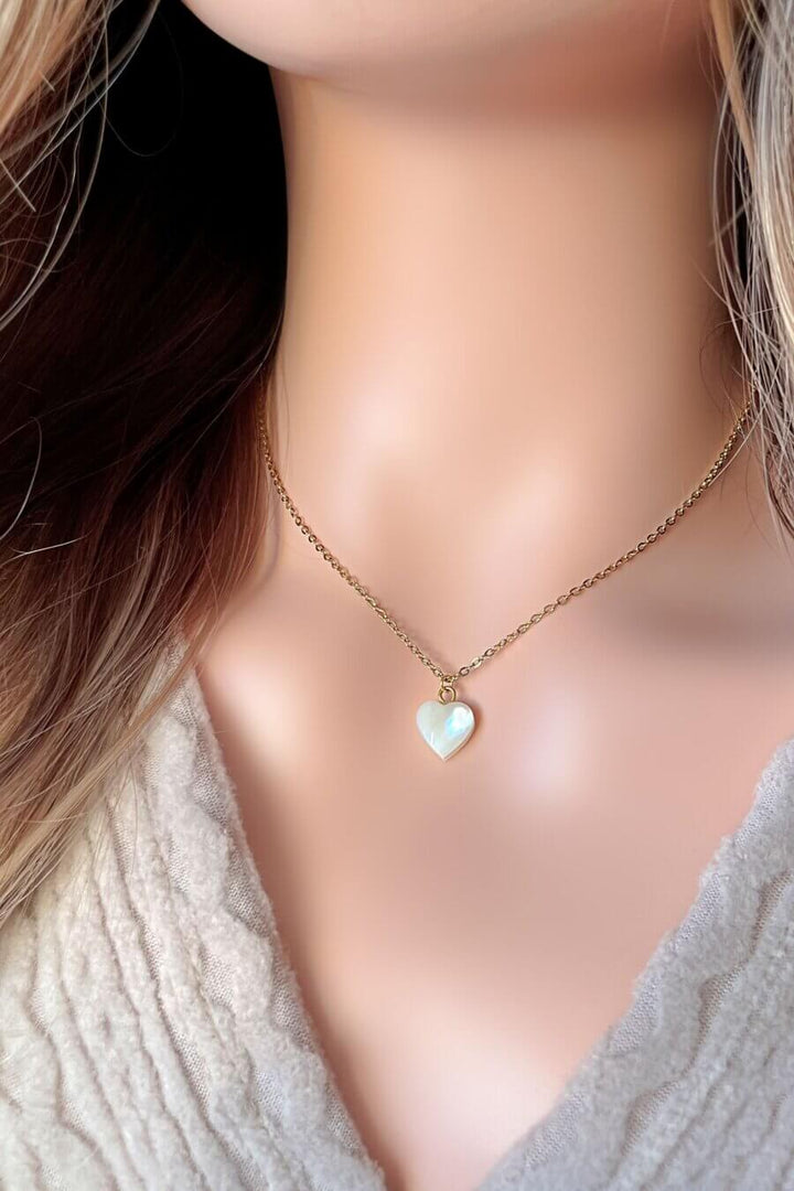 24K gold plated Natural Seashell Heart Necklace