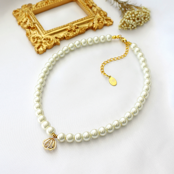 24K Gold plated Seashell Czech Pearls Choker