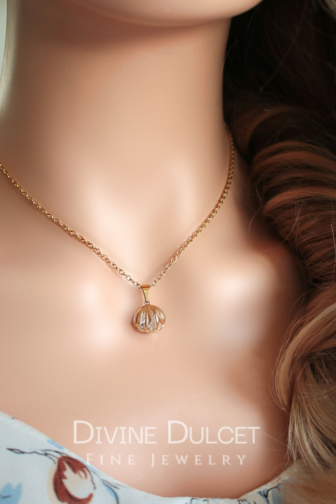 24k gold plated Ocean Treasure Seashell Diamond Necklace