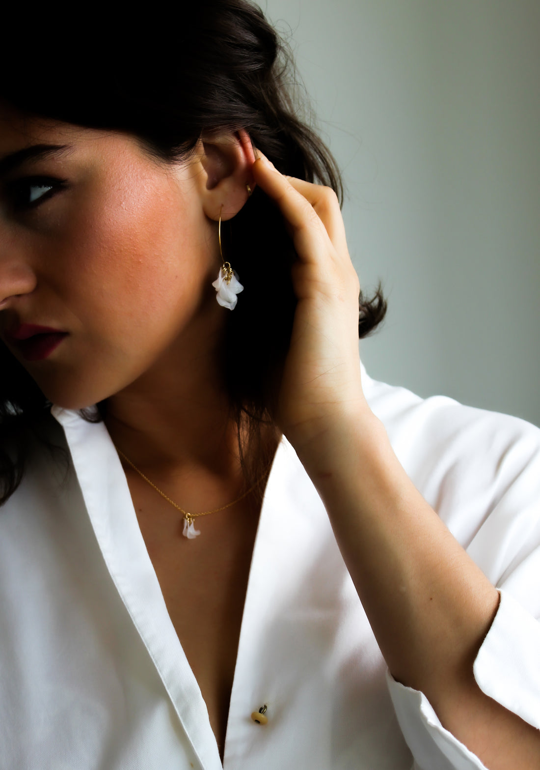 14K gold filled hoops with white flower Vita Earrings