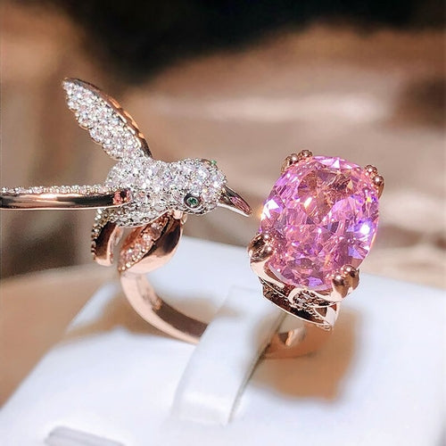 Pink Zircon Hummingbird Ring
925 sterling silver open ring with a sparkling pink zircon and delicate hummingbird design. Elegant and eye-catching.