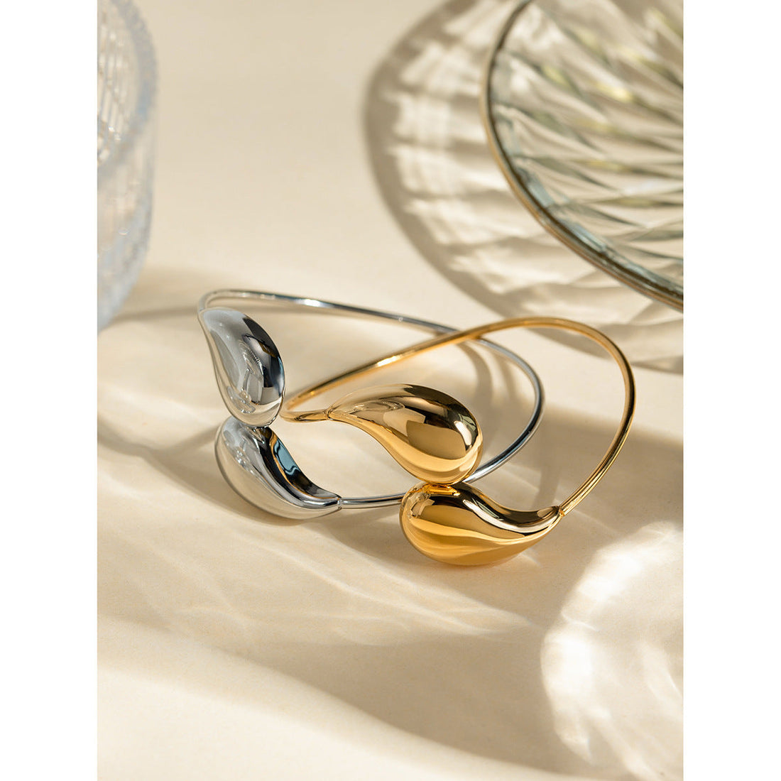 18K Gold Plated  Water Drop Twist Bracelet