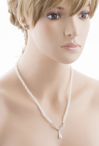 925 Sterling Silver Set Teardrop Pearl Necklace